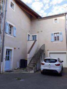 Annonce Location 4 pices Appartement Ebreuil 03