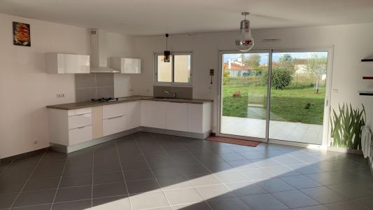 For sale Saint-hilaire-la-foret 3 rooms 69 m2 Vendee (85440) photo 0