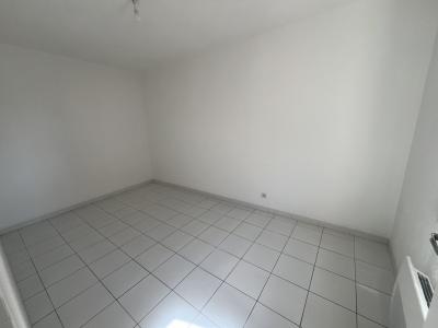 For sale PROCHE CENTRE VILLE 2 rooms 44 m2 Herault (34340) photo 2