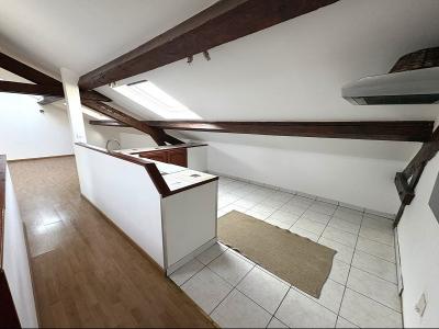 For sale Chalons-en-champagne HYPER CENTRE 3 rooms 52 m2 Marne (51000) photo 3