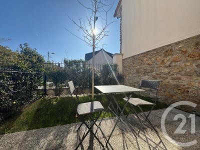 For sale Fontenay-sous-bois 2 rooms 48 m2 Val de Marne (94120) photo 1