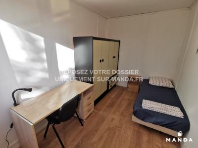 For rent Vaulx-en-velin 4 rooms 10 m2 Rhone (69120) photo 0