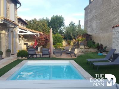 For sale Echire 5 rooms 134 m2 Deux sevres (79410) photo 1