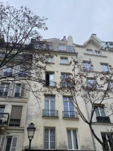 For rent Paris-1er-arrondissement 1 room 19 m2 Paris (75001) photo 0