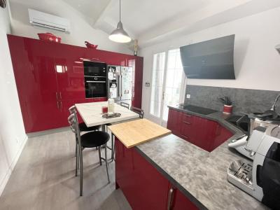 For sale CENTRE VILLE  RIVE GAUCHE 4 rooms 137 m2 Gard (30240) photo 1