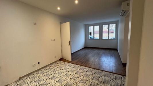 For sale BD DE GENVE 4 rooms 99 m2 Herault (34500) photo 3