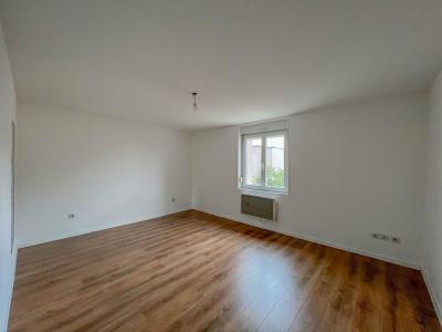 For sale 3 rooms 73 m2 Moselle (57050) photo 4