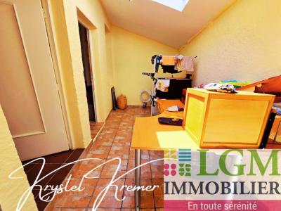 For sale Saint-gilles 4 rooms 116 m2 Gard (30800) photo 2