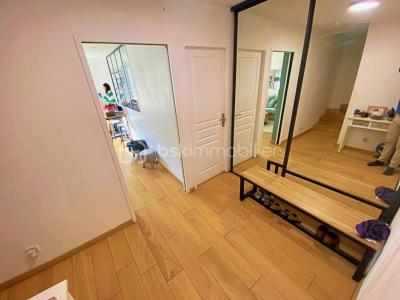 For sale Evry 4 rooms 77 m2 Essonne (91000) photo 3