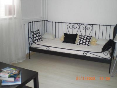 For rent Bordeaux 1 room 30 m2 Gironde (33000) photo 2