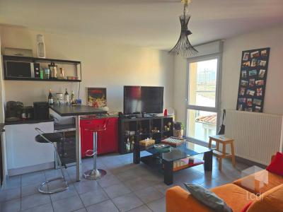 For sale Montelimar 1 room 30 m2 Drome (26200) photo 2