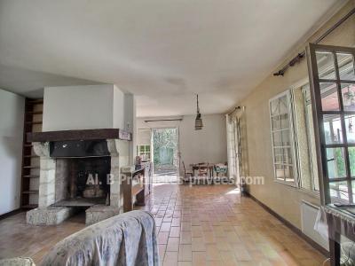 For sale Uzes 5 rooms 136 m2 Gard (30700) photo 2