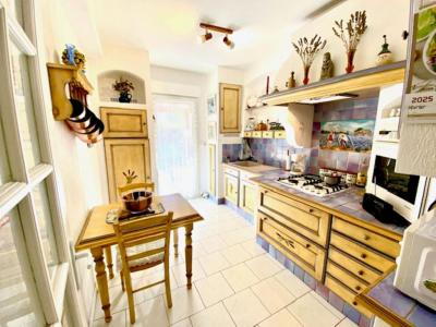 For sale Aubagne 5 rooms 81 m2 Bouches du Rhone (13400) photo 3