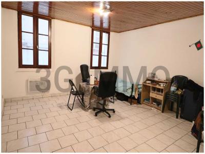 For sale Toulon 2 rooms 57 m2 Var (83000) photo 3