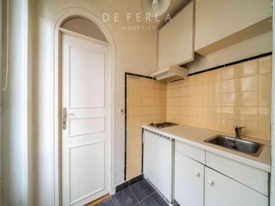 For sale Paris-6eme-arrondissement 3 rooms 45 m2 Paris (75006) photo 2