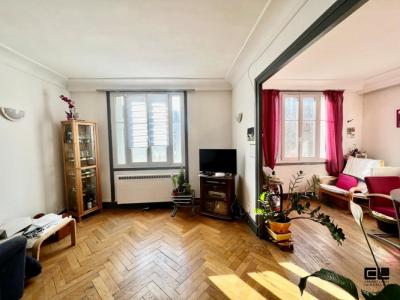 For sale Lyon-7eme-arrondissement 3 rooms 59 m2 Rhone (69007) photo 2