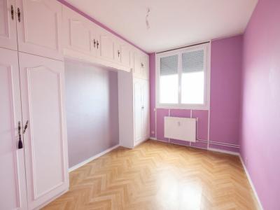 For sale Saint-etienne 3 rooms 66 m2 Loire (42000) photo 3