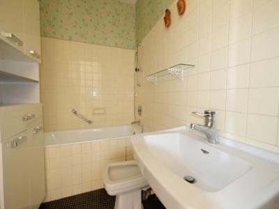 For sale Saint-etienne 3 rooms 66 m2 Loire (42000) photo 4