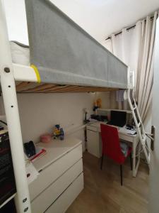 For sale Levallois-perret 2 rooms 38 m2 Hauts de Seine (92300) photo 2