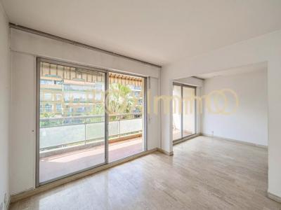 For sale Cannes 4 rooms 85 m2 Alpes Maritimes (06400) photo 4