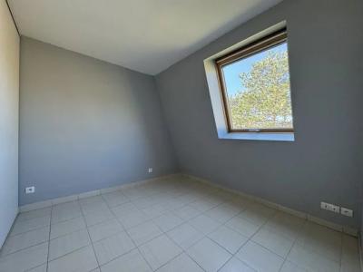 For rent Lons-le-saunier 2 rooms 42 m2 Jura (39000) photo 3