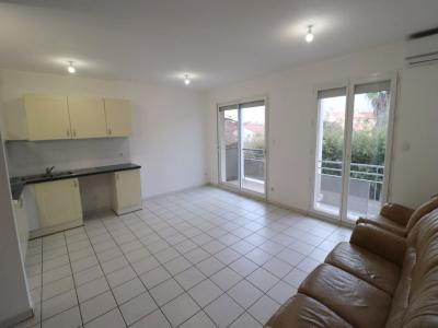 For sale RSIDENTIEL 3 rooms 61 m2 Pyrenees orientales (66430) photo 2