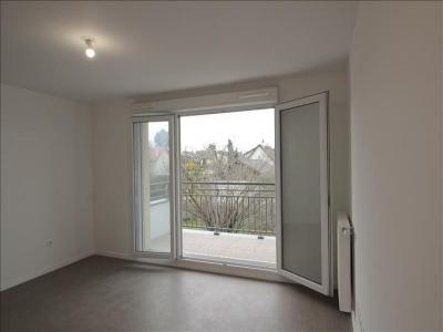 For rent Pierrelaye 1 room 28 m2 Val d'Oise (95480) photo 1