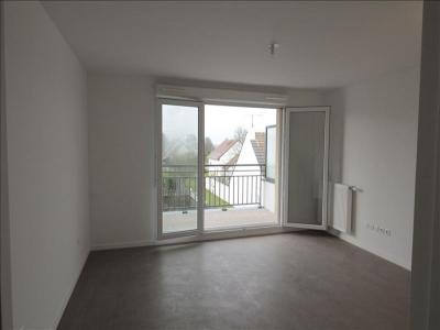 For rent Pierrelaye 1 room 28 m2 Val d'Oise (95480) photo 4