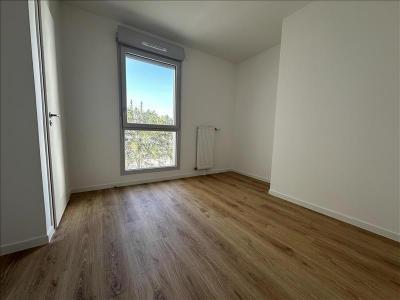 For rent Reims 4 rooms 80 m2 Marne (51100) photo 3