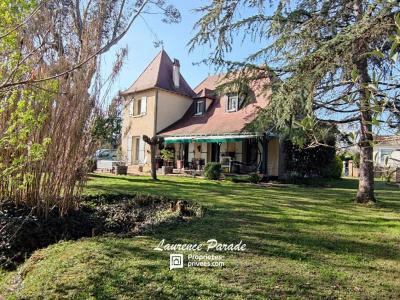 For sale Montpon-menesterol 5 rooms 165 m2 Dordogne (24700) photo 1