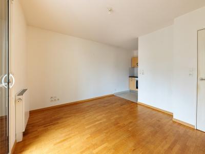 For rent Nantes 2 rooms 39 m2 Loire atlantique (44000) photo 2