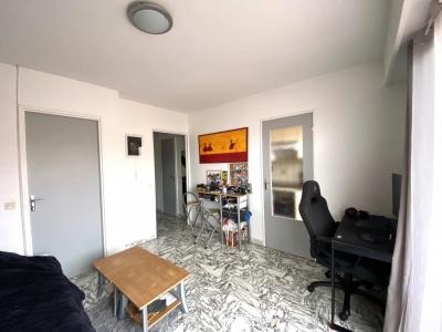 For sale Nice 1 room 28 m2 Alpes Maritimes (06200) photo 3