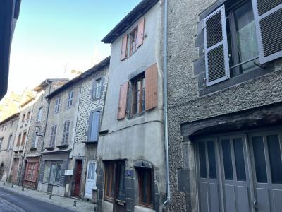 For sale 3 rooms 41 m2 Cantal (15100) photo 0