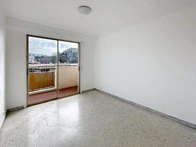 For sale 2 rooms 48 m2 Alpes Maritimes (06110) photo 2