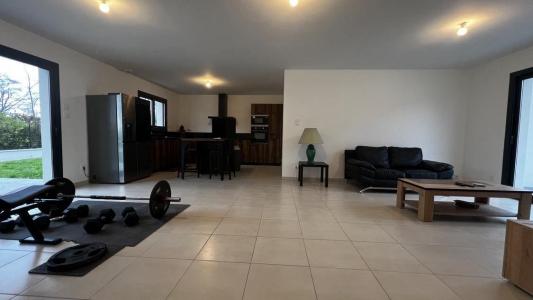 For sale ENTRE CONDOM ET LECTOURE 4 rooms 100 m2 Gers (32100) photo 2