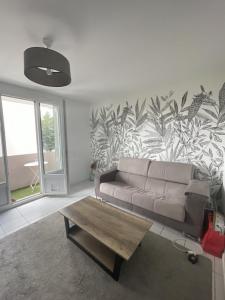 For rent Lyon-5eme-arrondissement 3 rooms 56 m2 Rhone (69005) photo 2