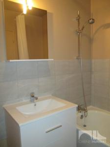 For rent Saint-etienne 2 rooms 31 m2 Loire (42000) photo 2