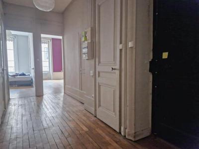 For sale Lyon-2eme-arrondissement 3 rooms 77 m2 Rhone (69002) photo 2