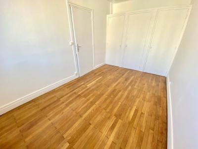 For rent Lyon-7eme-arrondissement 2 rooms 37 m2 Rhone (69007) photo 3