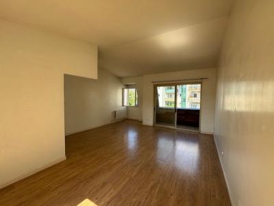 For rent Paris-19eme-arrondissement 3 rooms 64 m2 Paris (75019) photo 3