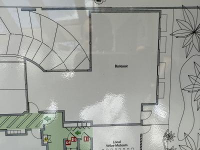 Acheter Bureau Saint-denis 357900 euros