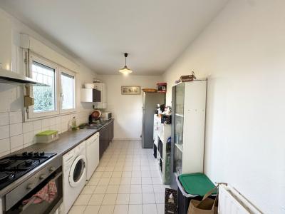 For sale 900 M SUD JEAN JAURS 5 rooms 100 m2 Gard (30000) photo 2