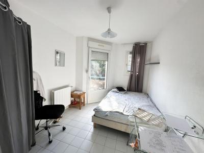 For sale 900 M SUD JEAN JAURS 5 rooms 100 m2 Gard (30000) photo 4