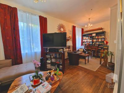 For sale Montelimar 9 rooms 225 m2 Drome (26200) photo 2