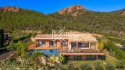 For sale House Saint-raphael 237 m2 7 pieces