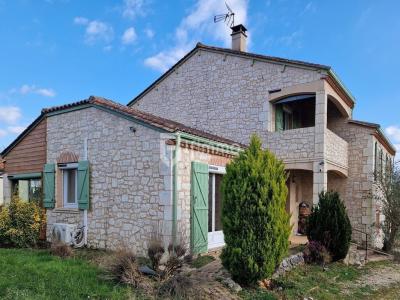 For sale Nontron 7 rooms 145 m2 Dordogne (24300) photo 3