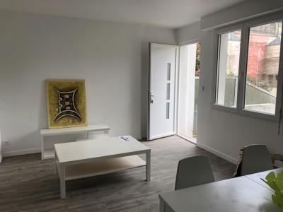 For rent Bordeaux 2 rooms 45 m2 Gironde (33000) photo 0