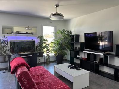 For sale Bernard 3 rooms 77 m2 Vendee (85560) photo 2