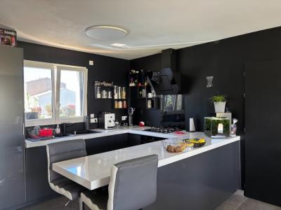 For sale Bernard 3 rooms 77 m2 Vendee (85560) photo 3