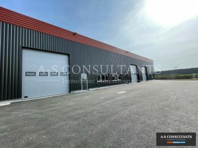 For rent Saint-genix-sur-guiers 260 m2 Savoie (73240) photo 2